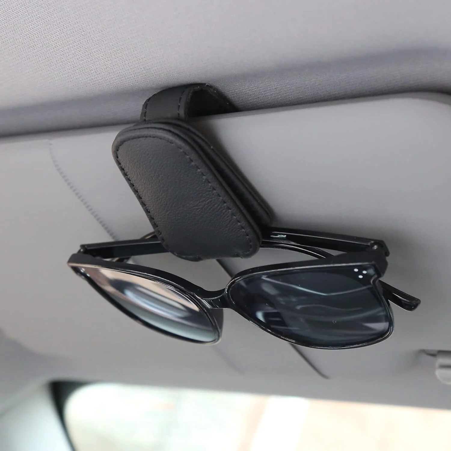 Sunglasses Holder for Car Sun Visor,Magnetic Leather Glasse Eyeglass Hanger Clip