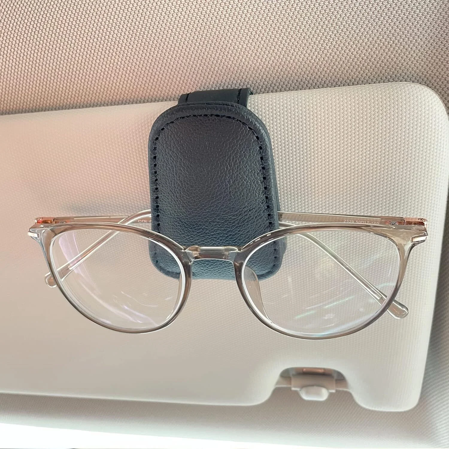 Sunglasses Holder for Car Sun Visor,Magnetic Leather Glasse Eyeglass Hanger Clip 2